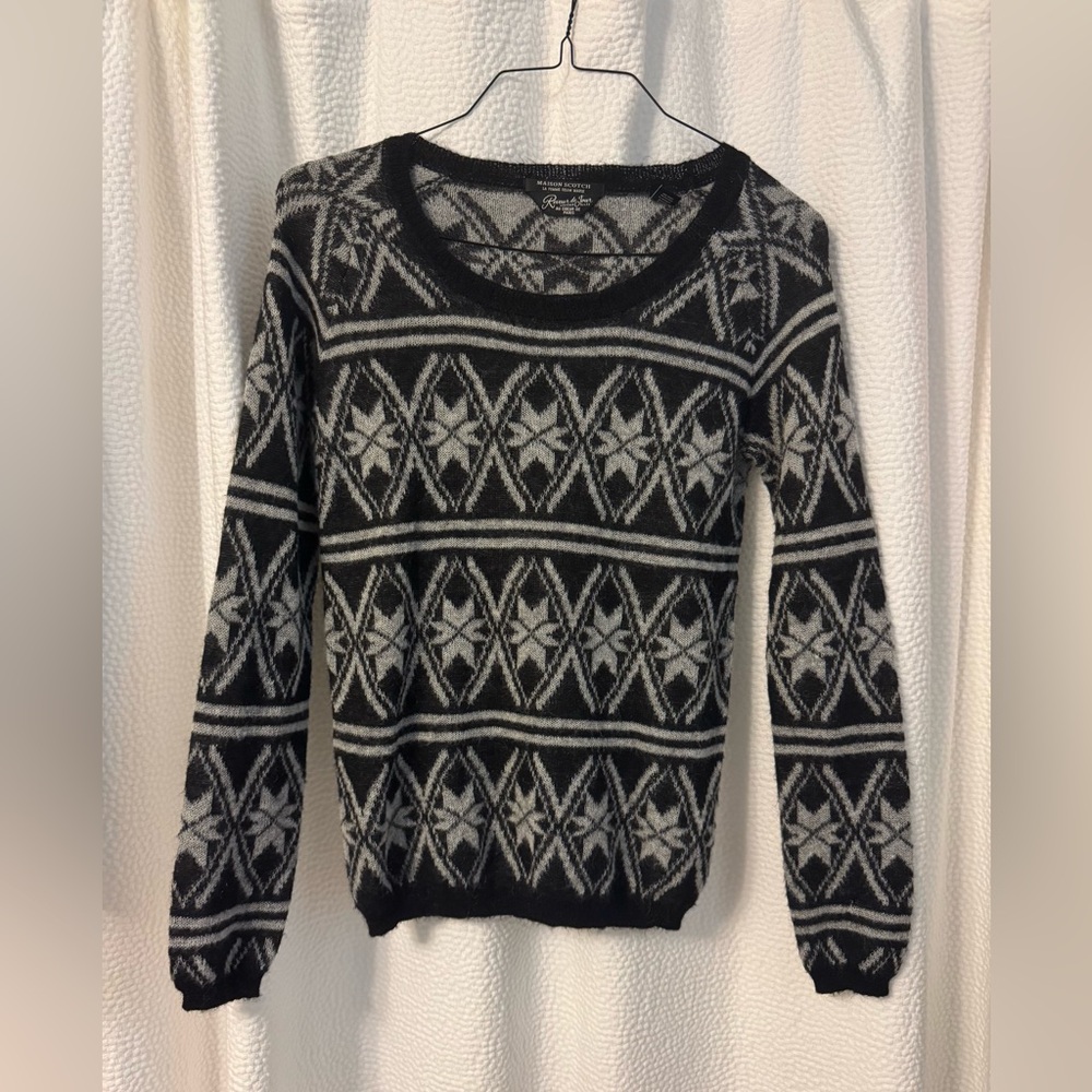 Scotch & Soda Black and Gray Snowflake Christmas Holiday Sweater Sz. 1 (Small)